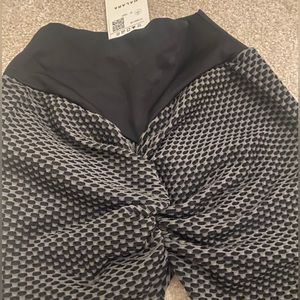 Halara butt lift leggings size xs